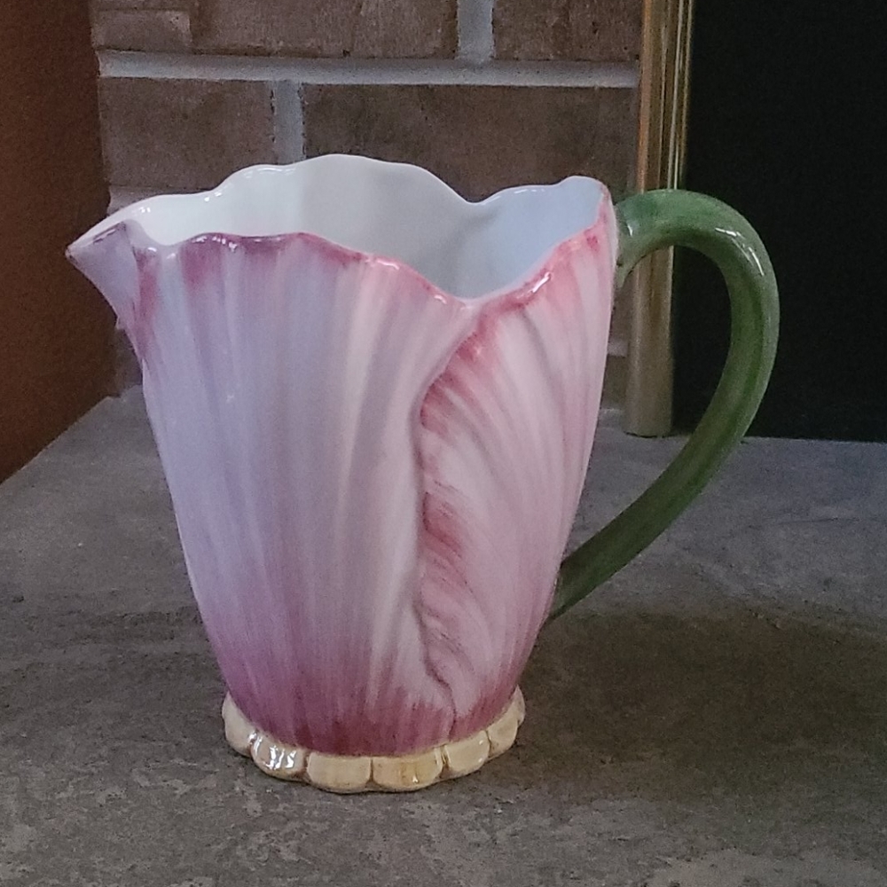 Decorative vase